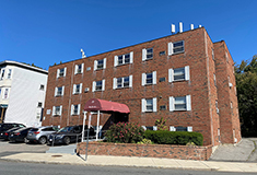 Girolamo, Pentore and Kelleher of Horvath & Tremblay broker $4.21 million sale of 16-unit apartment building